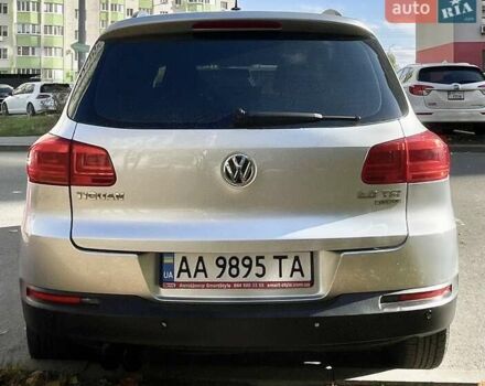 Серый Фольксваген Тигуан, объемом двигателя 1.98 л и пробегом 250 тыс. км за 13200 $, фото 5 на Automoto.ua