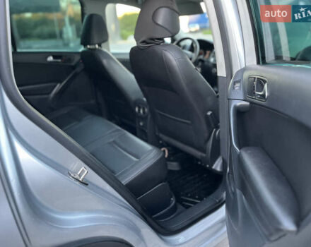 Сірий Фольксваген Тігуан, об'ємом двигуна 1.97 л та пробігом 251 тис. км за 9999 $, фото 16 на Automoto.ua