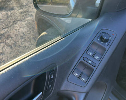 Серый Фольксваген Тигуан, объемом двигателя 1.98 л и пробегом 220 тыс. км за 11000 $, фото 54 на Automoto.ua