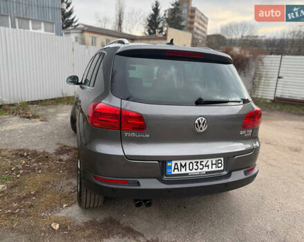 Серый Фольксваген Тигуан, объемом двигателя 1.97 л и пробегом 247 тыс. км за 14500 $, фото 4 на Automoto.ua