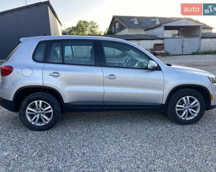 Серый Фольксваген Тигуан, объемом двигателя 1.98 л и пробегом 240 тыс. км за 8999 $, фото 1 на Automoto.ua