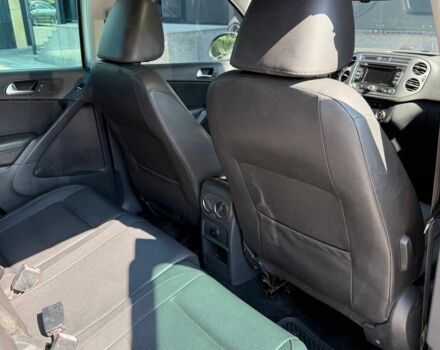 Серый Фольксваген Тигуан, объемом двигателя 2 л и пробегом 215 тыс. км за 9700 $, фото 19 на Automoto.ua