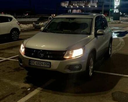 Сірий Фольксваген Тігуан, об'ємом двигуна 1.98 л та пробігом 211 тис. км за 12000 $, фото 2 на Automoto.ua