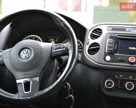 Серый Фольксваген Тигуан, объемом двигателя 1.98 л и пробегом 165 тыс. км за 10500 $, фото 21 на Automoto.ua