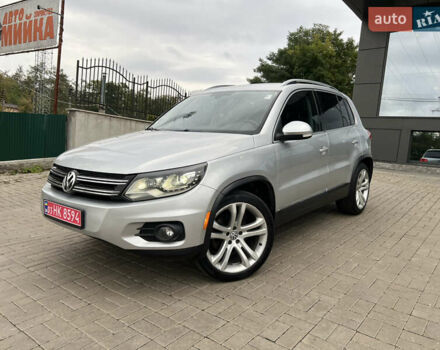 Серый Фольксваген Тигуан, объемом двигателя 2 л и пробегом 216 тыс. км за 10999 $, фото 2 на Automoto.ua