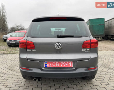 Серый Фольксваген Тигуан, объемом двигателя 1.98 л и пробегом 239 тыс. км за 11000 $, фото 4 на Automoto.ua