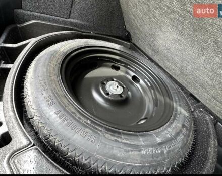 Сірий Фольксваген Тігуан, об'ємом двигуна 1.98 л та пробігом 243 тис. км за 10000 $, фото 2 на Automoto.ua