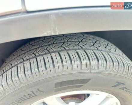 Сірий Фольксваген Тігуан, об'ємом двигуна 1.98 л та пробігом 132 тис. км за 11500 $, фото 10 на Automoto.ua