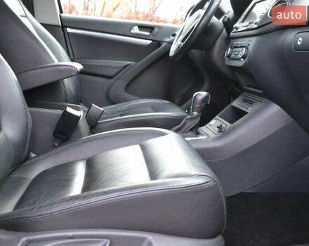 Сірий Фольксваген Тігуан, об'ємом двигуна 1.98 л та пробігом 310 тис. км за 10999 $, фото 21 на Automoto.ua