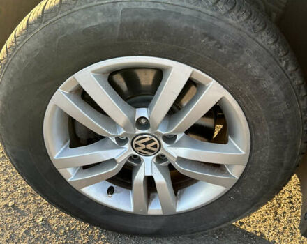 Серый Фольксваген Тигуан, объемом двигателя 1.98 л и пробегом 220 тыс. км за 11000 $, фото 16 на Automoto.ua