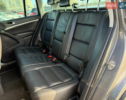 Серый Фольксваген Тигуан, объемом двигателя 2 л и пробегом 205 тыс. км за 15500 $, фото 42 на Automoto.ua