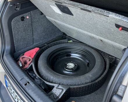 Сірий Фольксваген Тігуан, об'ємом двигуна 2 л та пробігом 245 тис. км за 17666 $, фото 7 на Automoto.ua