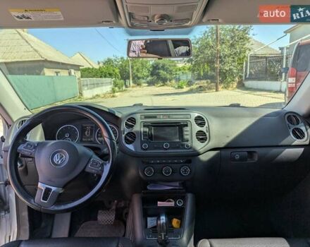 Серый Фольксваген Тигуан, объемом двигателя 1.98 л и пробегом 156 тыс. км за 12200 $, фото 7 на Automoto.ua