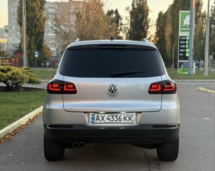 Фольксваген Тігуан 2012 у Кременчуге на Automoto.ua Сірий Фольксваген Тігуан, об'ємом двигуна 2 л та пробігом 250 тис. км за 11777 $, фото 5 на Automoto.ua