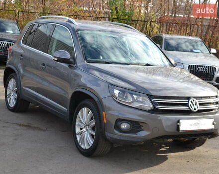 Сірий Фольксваген Тігуан, об'ємом двигуна 1.98 л та пробігом 310 тис. км за 10999 $, фото 3 на Automoto.ua