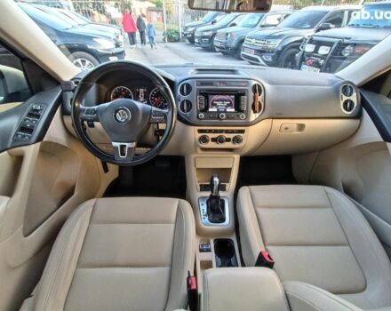 Серый Фольксваген Тигуан, объемом двигателя 2 л и пробегом 184 тыс. км за 10990 $, фото 13 на Automoto.ua