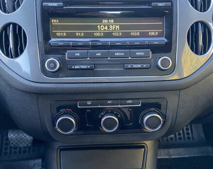 Серый Фольксваген Тигуан, объемом двигателя 1.98 л и пробегом 240 тыс. км за 8999 $, фото 10 на Automoto.ua