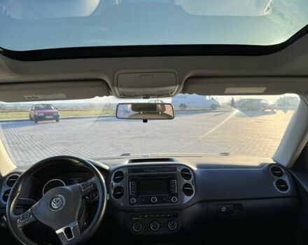 Серый Фольксваген Тигуан, объемом двигателя 2 л и пробегом 125 тыс. км за 14800 $, фото 22 на Automoto.ua