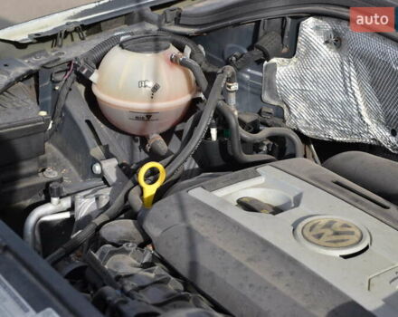 Сірий Фольксваген Тігуан, об'ємом двигуна 1.98 л та пробігом 310 тис. км за 10999 $, фото 30 на Automoto.ua