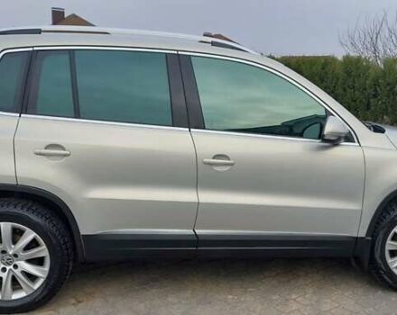 Серый Фольксваген Тигуан, объемом двигателя 1.98 л и пробегом 139 тыс. км за 14400 $, фото 6 на Automoto.ua