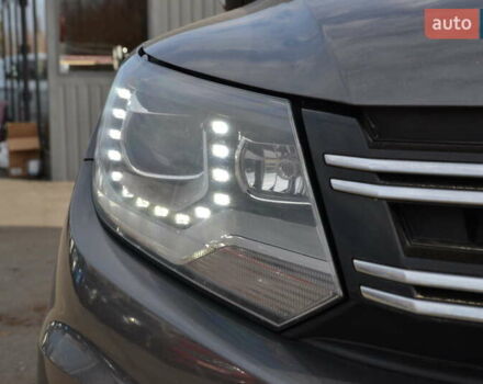 Сірий Фольксваген Тігуан, об'ємом двигуна 1.98 л та пробігом 310 тис. км за 10999 $, фото 32 на Automoto.ua