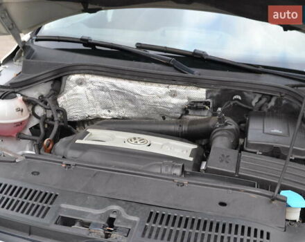 Серый Фольксваген Тигуан, объемом двигателя 1.98 л и пробегом 165 тыс. км за 10500 $, фото 24 на Automoto.ua