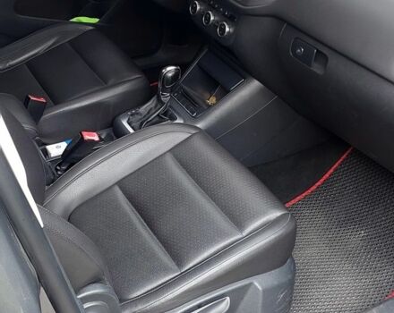 Сірий Фольксваген Тігуан, об'ємом двигуна 2 л та пробігом 205 тис. км за 12200 $, фото 16 на Automoto.ua