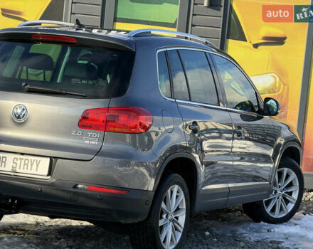 Серый Фольксваген Тигуан, объемом двигателя 2 л и пробегом 205 тыс. км за 15500 $, фото 22 на Automoto.ua