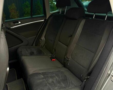 Сірий Фольксваген Тігуан, об'ємом двигуна 2 л та пробігом 186 тис. км за 14500 $, фото 18 на Automoto.ua