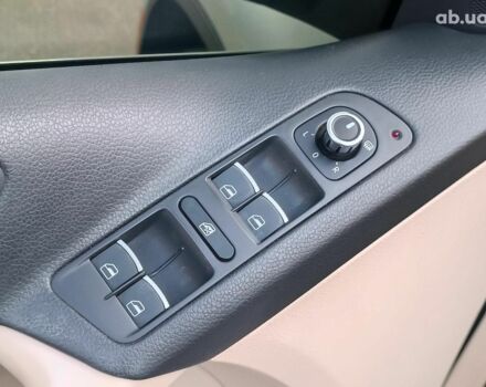 Серый Фольксваген Тигуан, объемом двигателя 2 л и пробегом 184 тыс. км за 10990 $, фото 20 на Automoto.ua