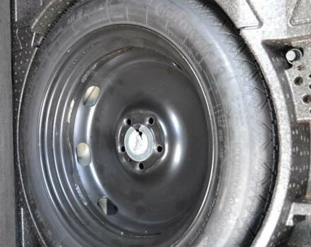 Сірий Фольксваген Тігуан, об'ємом двигуна 1.98 л та пробігом 310 тис. км за 10999 $, фото 33 на Automoto.ua