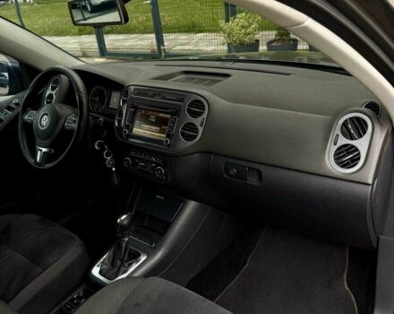 Сірий Фольксваген Тігуан, об'ємом двигуна 2 л та пробігом 186 тис. км за 14500 $, фото 21 на Automoto.ua