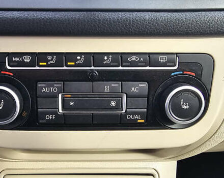 Серый Фольксваген Тигуан, объемом двигателя 2 л и пробегом 260 тыс. км за 13450 $, фото 28 на Automoto.ua