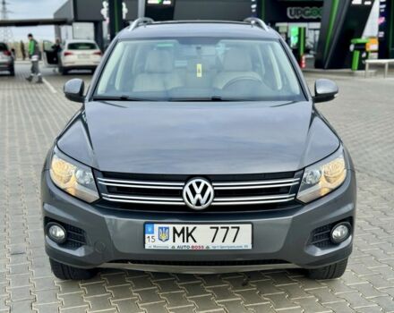 Сірий Фольксваген Тігуан, об'ємом двигуна 2 л та пробігом 184 тис. км за 11500 $, фото 1 на Automoto.ua