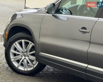 Серый Фольксваген Тигуан, объемом двигателя 1.98 л и пробегом 227 тыс. км за 10950 $, фото 20 на Automoto.ua