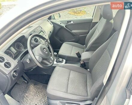 Сірий Фольксваген Тігуан, об'ємом двигуна 1.98 л та пробігом 132 тис. км за 11500 $, фото 7 на Automoto.ua