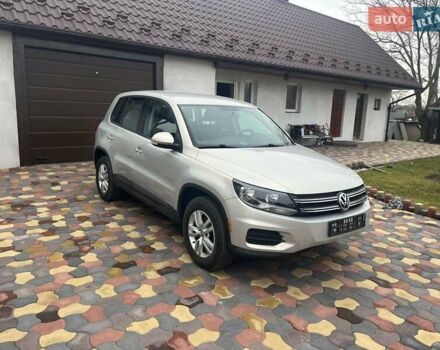 Сірий Фольксваген Тігуан, об'ємом двигуна 2 л та пробігом 255 тис. км за 9600 $, фото 8 на Automoto.ua