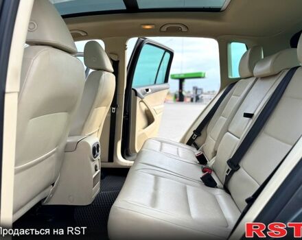 Сірий Фольксваген Тігуан, об'ємом двигуна 2 л та пробігом 184 тис. км за 11500 $, фото 8 на Automoto.ua