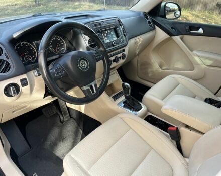 Серый Фольксваген Тигуан, объемом двигателя 2 л и пробегом 220 тыс. км за 10300 $, фото 6 на Automoto.ua