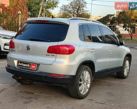 Серый Фольксваген Тигуан, объемом двигателя 2 л и пробегом 184 тыс. км за 10990 $, фото 6 на Automoto.ua