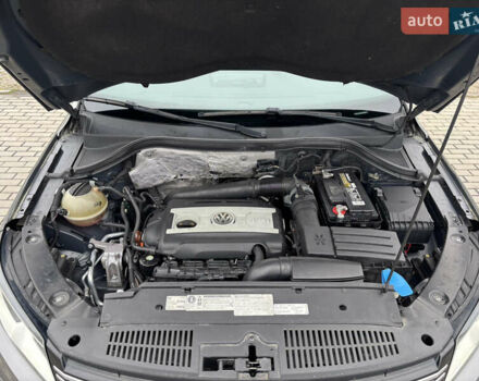 Серый Фольксваген Тигуан, объемом двигателя 1.98 л и пробегом 239 тыс. км за 11000 $, фото 18 на Automoto.ua
