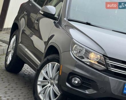 Серый Фольксваген Тигуан, объемом двигателя 1.98 л и пробегом 227 тыс. км за 10950 $, фото 6 на Automoto.ua