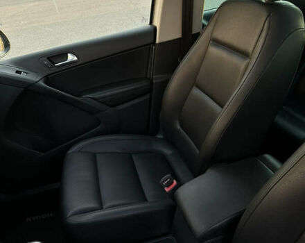 Сірий Фольксваген Тігуан, об'ємом двигуна 1.98 л та пробігом 167 тис. км за 13700 $, фото 13 на Automoto.ua