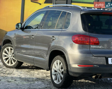 Серый Фольксваген Тигуан, объемом двигателя 2 л и пробегом 205 тыс. км за 15500 $, фото 15 на Automoto.ua