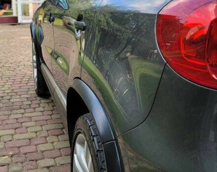 Серый Фольксваген Тигуан, объемом двигателя 2 л и пробегом 170 тыс. км за 12500 $, фото 6 на Automoto.ua