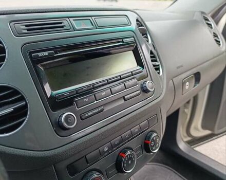 Серый Фольксваген Тигуан, объемом двигателя 1.98 л и пробегом 223 тыс. км за 10500 $, фото 28 на Automoto.ua