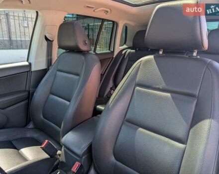 Серый Фольксваген Тигуан, объемом двигателя 1.98 л и пробегом 156 тыс. км за 12200 $, фото 6 на Automoto.ua