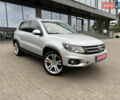 Серый Фольксваген Тигуан, объемом двигателя 2 л и пробегом 216 тыс. км за 10999 $, фото 3 на Automoto.ua