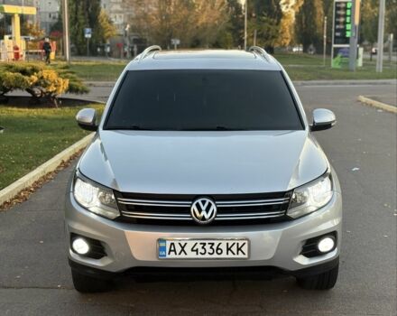 Фольксваген Тігуан 2012 у Кременчуге на Automoto.ua Сірий Фольксваген Тігуан, об'ємом двигуна 2 л та пробігом 250 тис. км за 11777 $, фото 2 на Automoto.ua