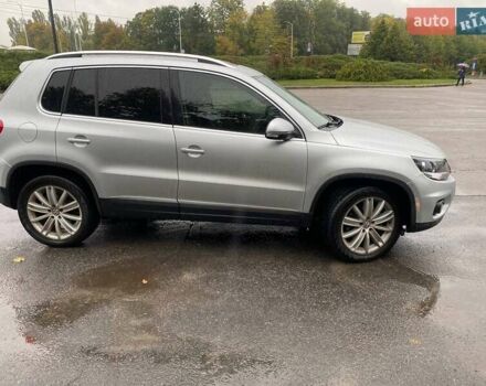 Сірий Фольксваген Тігуан, об'ємом двигуна 1.98 л та пробігом 207 тис. км за 12000 $, фото 9 на Automoto.ua